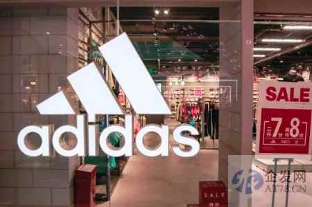 阿迪达斯败走中囯！Q3净利跌超六成 大中华区再次双位数下滑