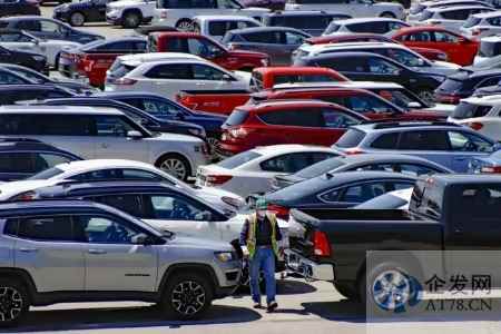 保时捷赔本卖、汉兰达被“嫌弃” 二手车市场的“冬天”有些冷