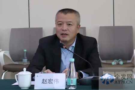 深振业董事长离职：冲业绩时间只剩46天，投资者担忧年度目标难实现