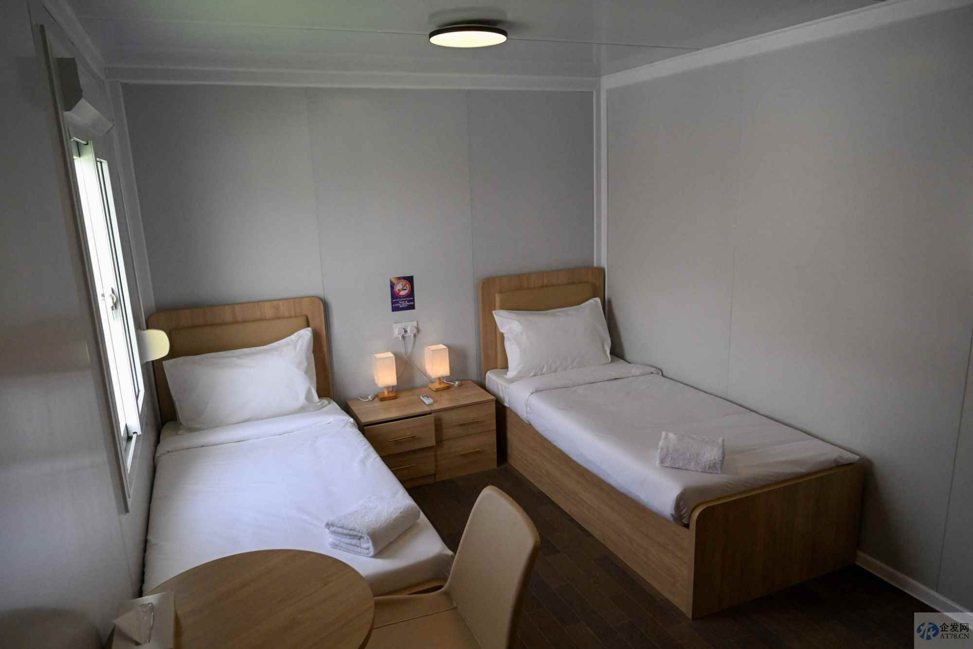 这届世界杯有多贵：卡塔尔酒店涨超8倍仍一房难求，花1500元只能住集装箱