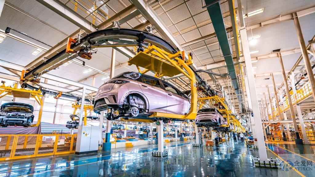 惠及百万家企业,稳住工业“压舱石”——深圳5个“30条”落地观察 惠及百万家企业,稳住工业“压舱石”——深圳5个“30条”落地观察