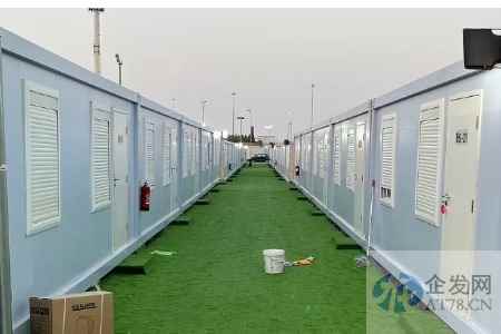 这届世界杯有多贵：卡塔尔酒店涨超8倍仍一房难求，花1500元只能住集装箱