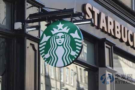 快被瑞幸追上了！星巴克疯狂打折促销，在抖音卖一分钱兑换券却不认账