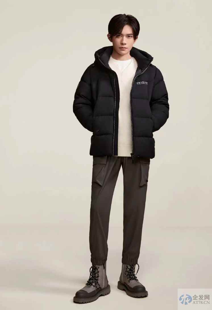 波司登越卖越贵背后：股价持续下跌，常熟首富高德康资产大幅缩水