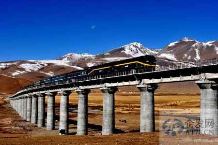 西部铁路项目密集开工，新兴“城市经济圈”蓄势