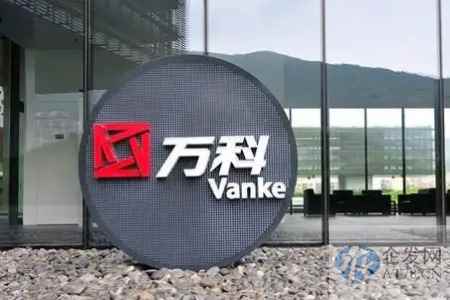 节衣缩食一年，万科的雄心又起来了！开启巨额定增融资，连提两位联席总裁