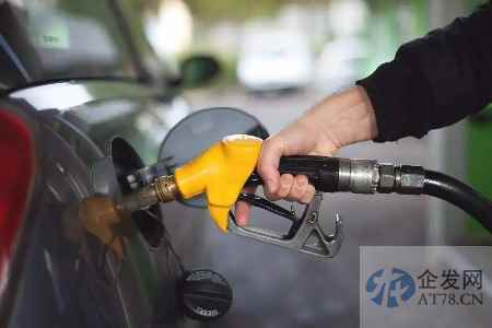 成品油将迎今年下半年最大跌幅，92号汽油或重回“7元时代”