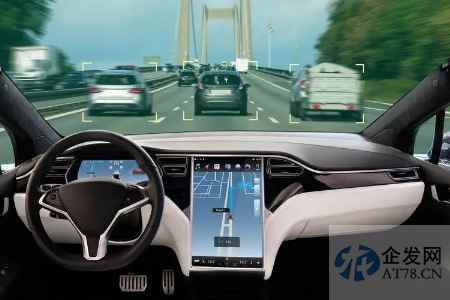 自动驾驶“前排无人”开启测试，商业化路上仍需“披荆斩棘”