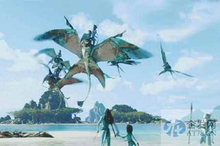 《阿凡达2》国内预售票房已突破4000万，单张点映票价超350元