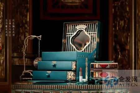 线下寻新增长点，花西子为上市铺路？