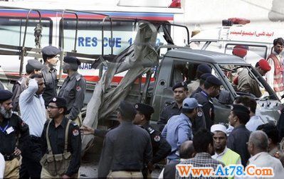 巴基斯坦拉合尔发生3次爆炸致45死百余人伤(组图)