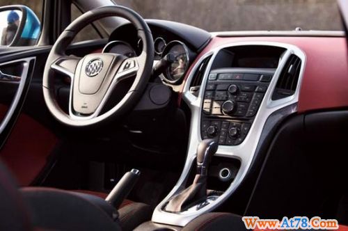 道不同不相为谋 对比英朗与六代高尔夫