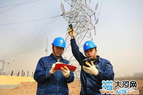 助力“中华人民共和国速度” 河南电力服务郑西高铁纪实(组图)