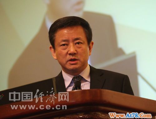 樊纲:我国今年GDP增长或达8%-9% 管理资产泡沫需重视