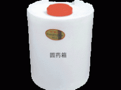 PE计量泵圆药箱