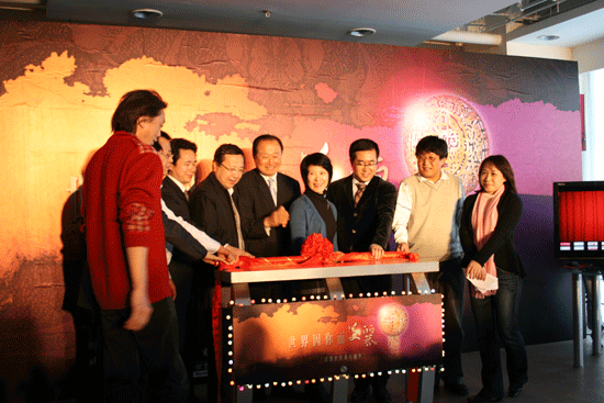 著名华人导演吴宇森获颁影响世界华人大奖(图)