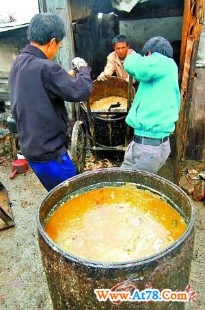 珠三角地沟油调查:价平2/3 地沟油上餐桌