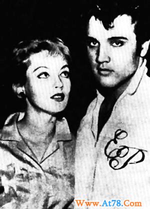 被揭睡过3000女人(组图)