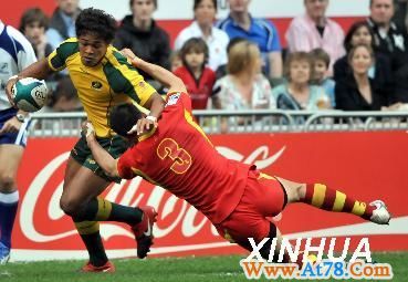 橄榄球——中华人民共和国香港国际男子七人橄榄球赛拉开帷幕（2）(图)