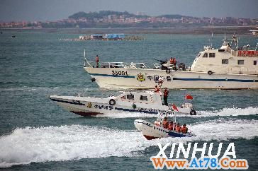 #福建海警举行海上反抢劫演练（1）(图)
