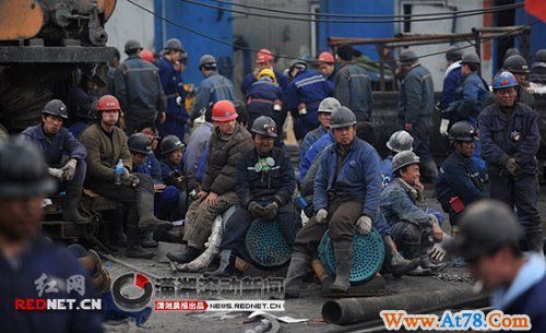 山西王家岭煤矿多名工人称未经培训即下井作业(组图)
