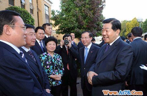 贾庆林与驻南非中资企业家座谈