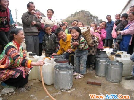 汨汨甘霖润民心--宁路职工与沿线村民携手共度旱情