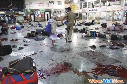 再看孟买袭击中的印度军警(组图)