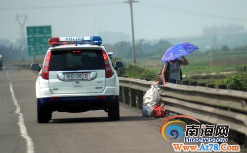 海南东线高速违章现象多 交警加强巡逻(组图)