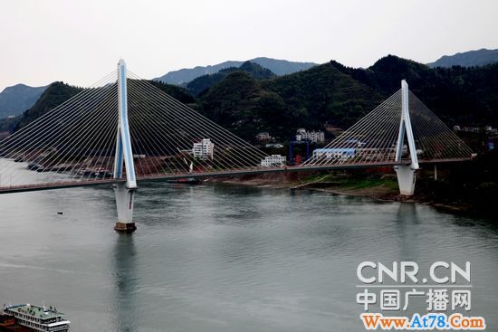 长江宜昌段持续七个月“一江清水”