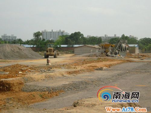 海口五指山南路南段因拆迁问题致竣工延期(组图)