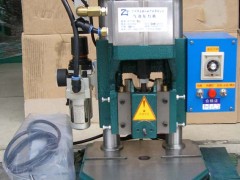 气动冲床