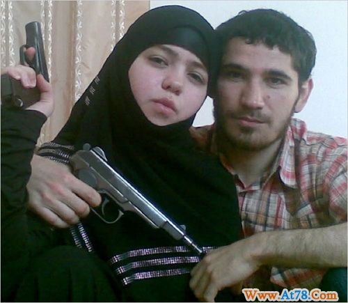 莫斯科地铁爆炸案17岁女人弹随身情书曝光(图)