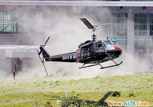 台军地面导航人员疏忽险些致2架军机相撞