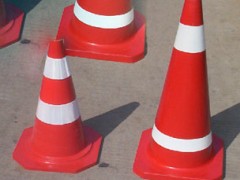 重庆路锥,重庆方锥,重庆交通设施 重庆路锥,重庆方锥,重庆交通设施