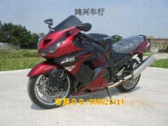 鸿兴车行大热卖川崎 ZZR1400 6眼魔神