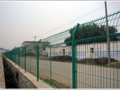 供应高速公路护栏网 框架护栏网 交通护栏网