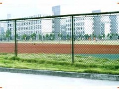 供应体育场围栏网 勾花护栏网
