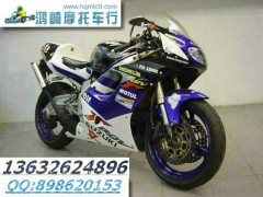 铃木 RGV250摩托车