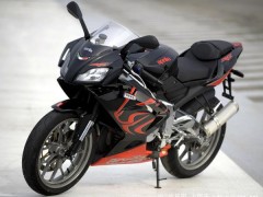 出售阿普利亚rs125摩托车 价格 2200元 出售阿普利亚rs125摩托车 价格 2200元