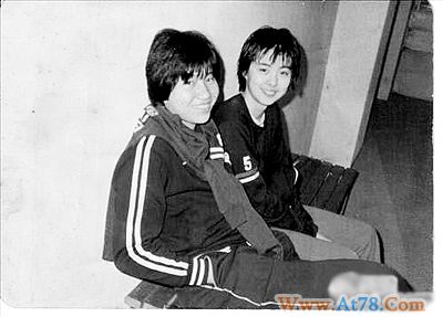 王祖贤中学时代照片曝光网友赞绝代佳人(图)