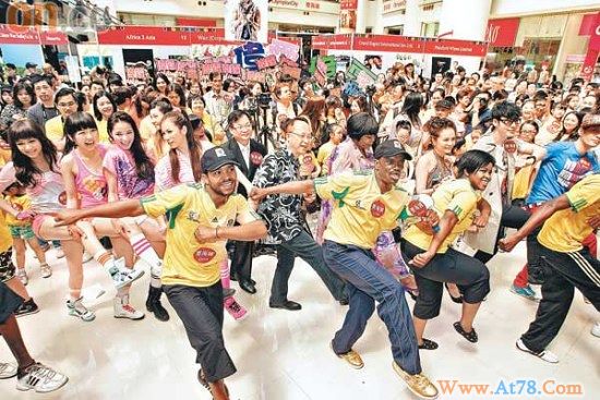 Angelababy外婆去世陈伟霆黄晓明争相慰问