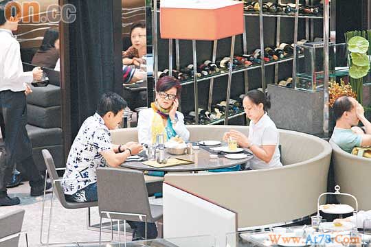 张柏芝调虎离山到婆婆家甩记者悄悄入院待产