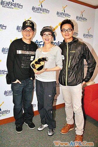 曹永廉儿子被西施狗咬伤要打破伤风针