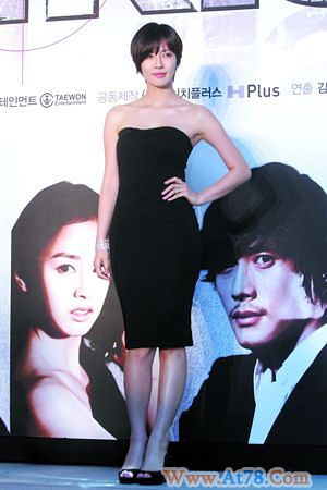 韩艺人被迫坐地铁Rain变鬼祟李孝利遭羞辱(图)