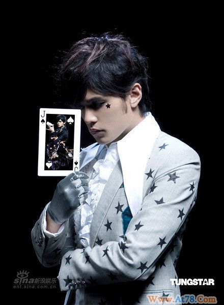 周杰伦自言拥有超能力能看穿扑克牌(附图)