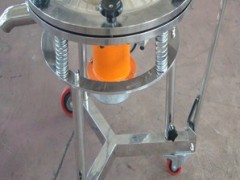 供应雷诚高频振动筛