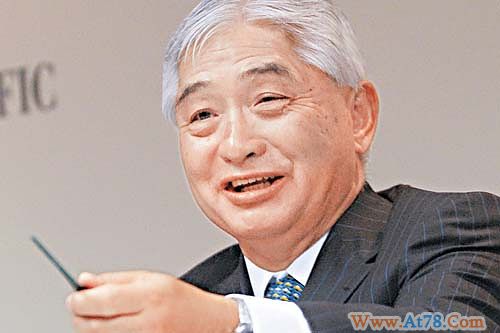 淡出中信泰富一年荣智健图谋地产式家族复兴