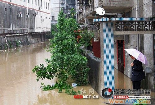 湖南一天发布17个暴雨预警可能有地质灾害(图)