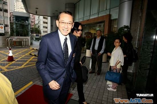 狄波拉透露BABY尚未起名：目前暂定叫二少爷